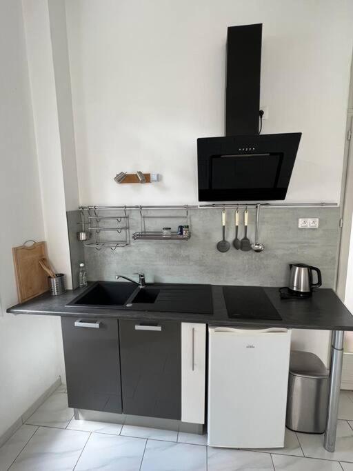 Apartment Belle Maison Quartier Henriville, Proche Centre