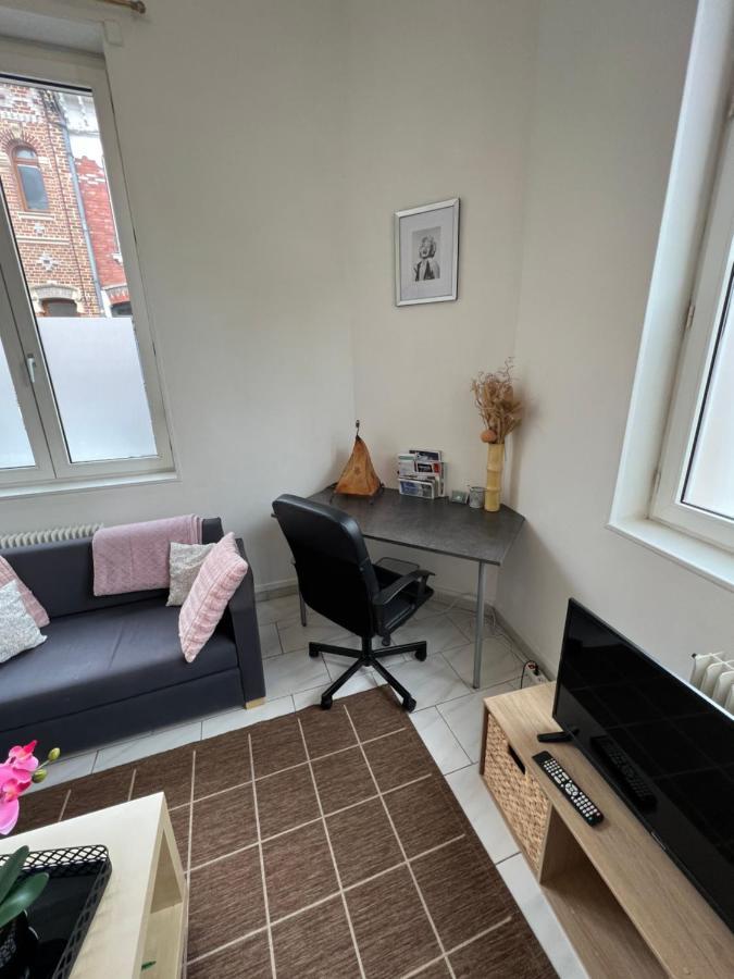 Belle Maison Quartier Henriville, Proche Centre Apartment